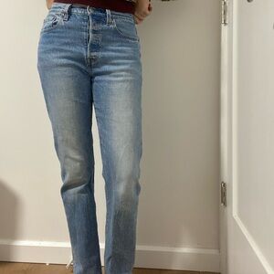 Levi’s 501 light/medium wash jeans